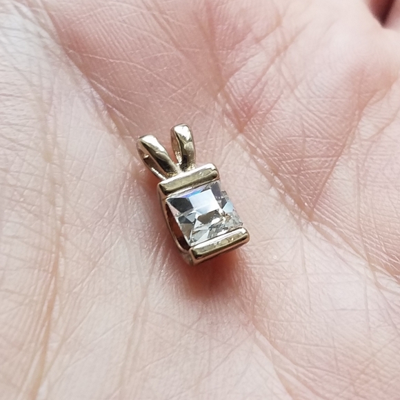 New Cubic Zircona Charm - Picture 2 of 8